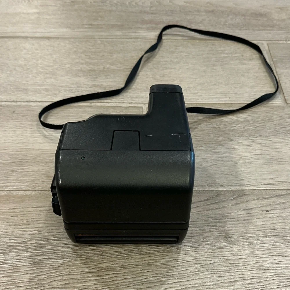 VTG Polaroid One Step Close Up Instant Film Camera With The Strap